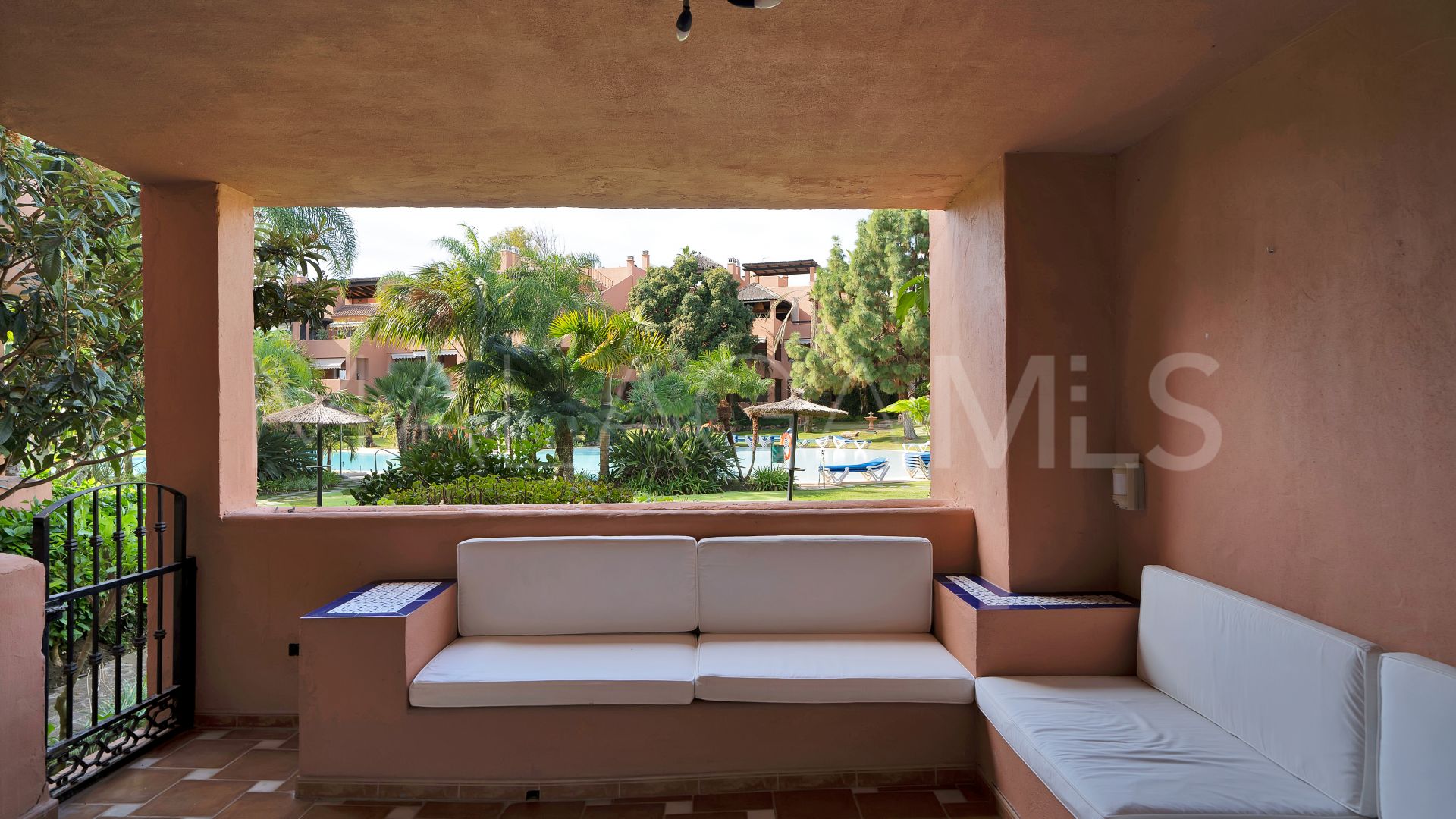 Appartement rez de chaussée for sale in Guadalmina Baja