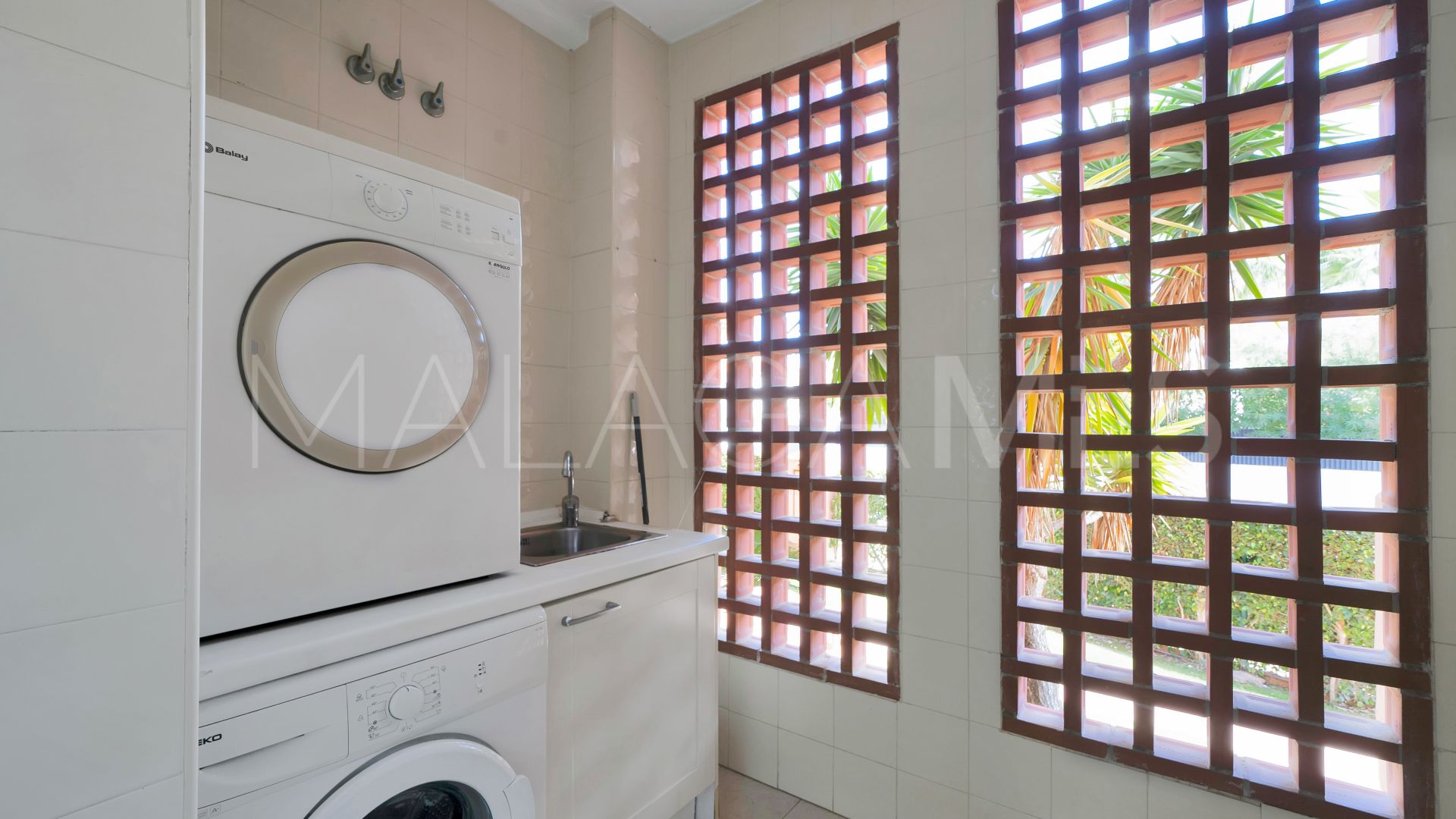 Appartement rez de chaussée for sale in Guadalmina Baja