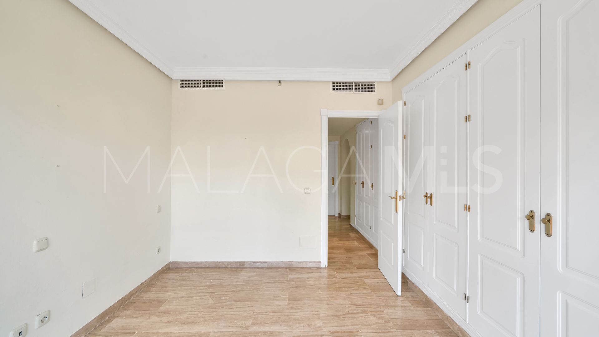 Appartement rez de chaussée for sale in Guadalmina Baja