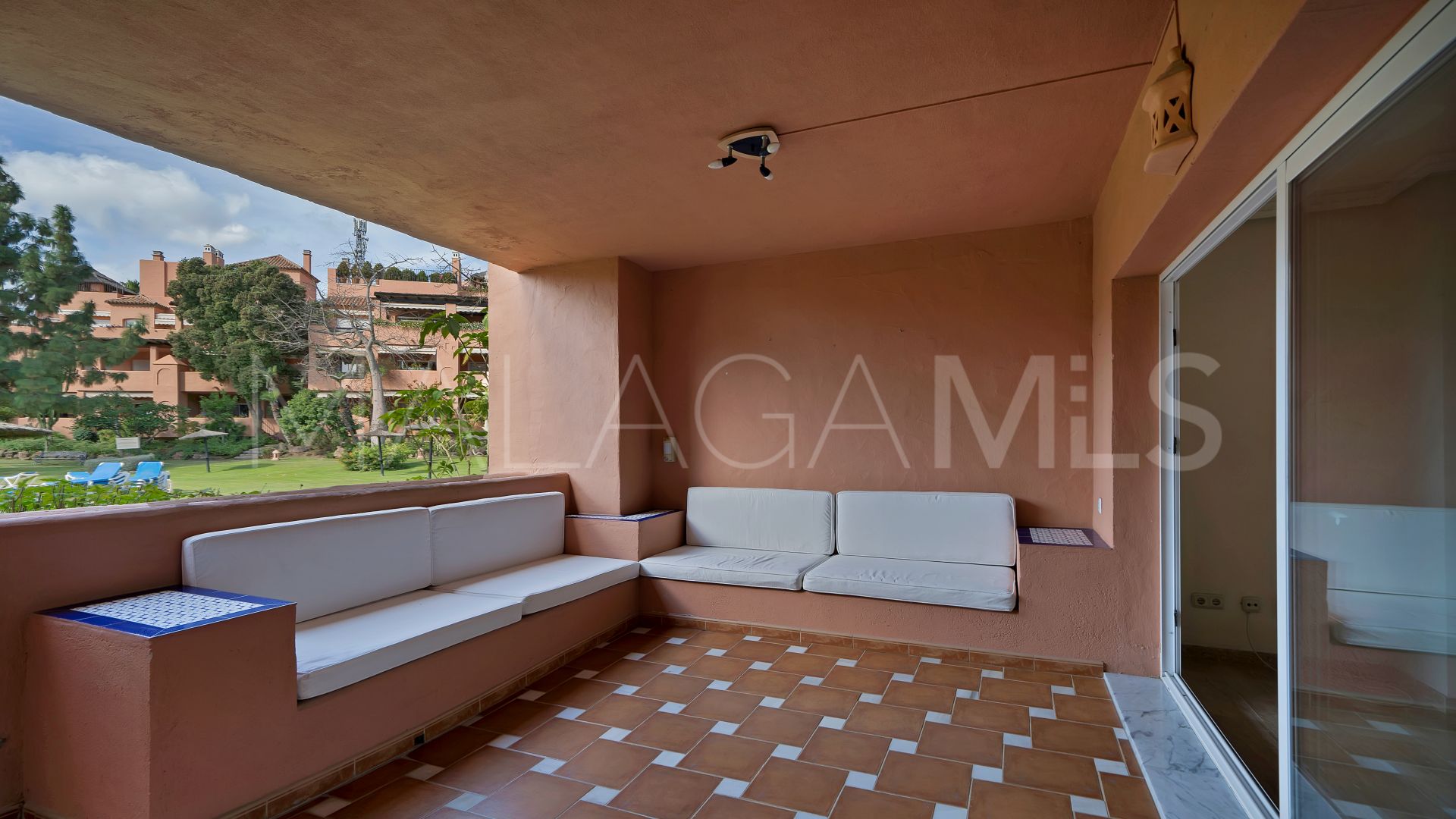 Appartement rez de chaussée for sale in Guadalmina Baja