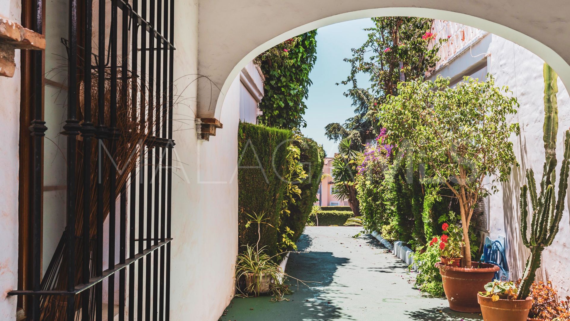 Pareado for sale in Arroyo de las Piedras