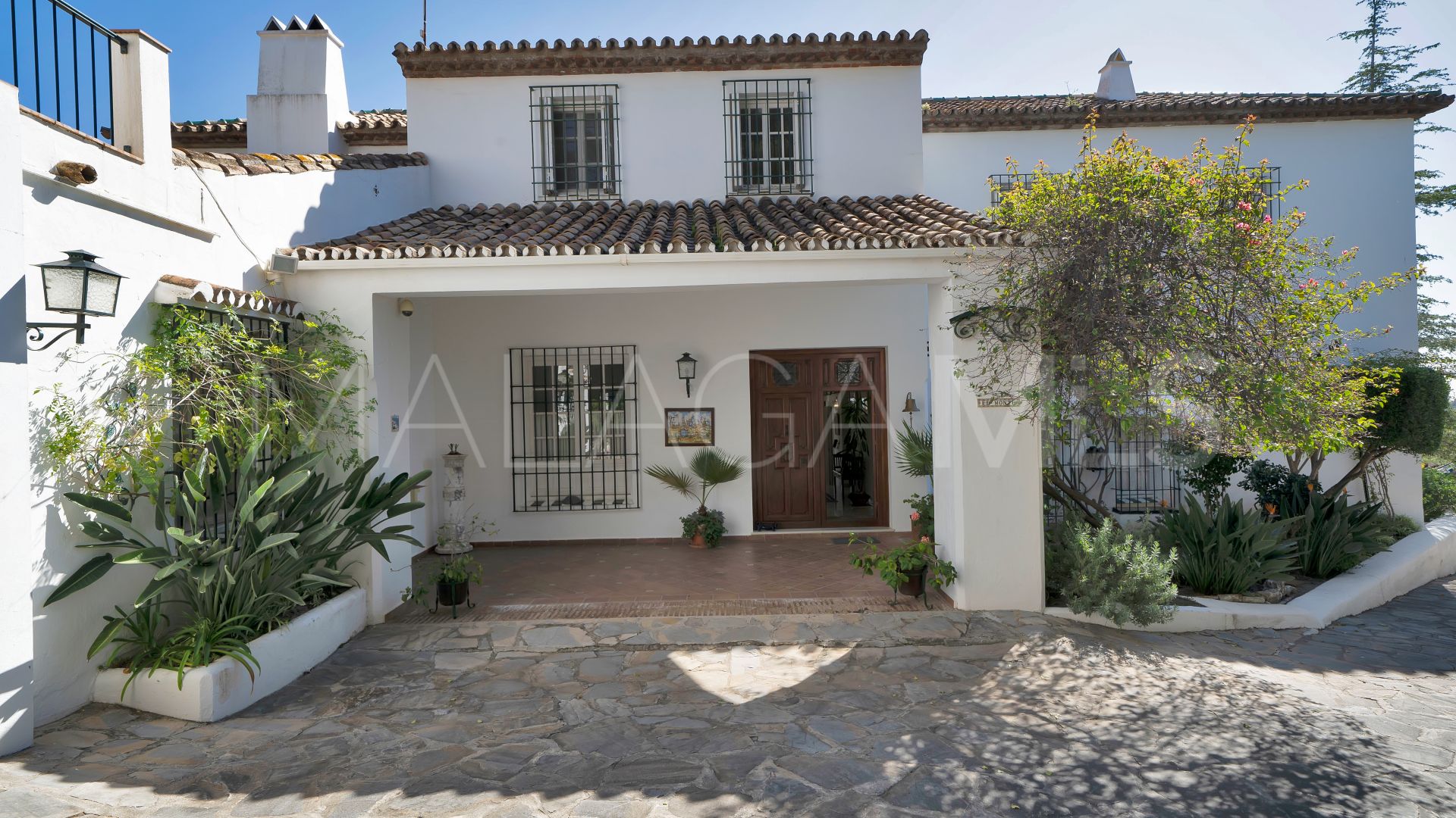 Villa for sale in Las Brisas