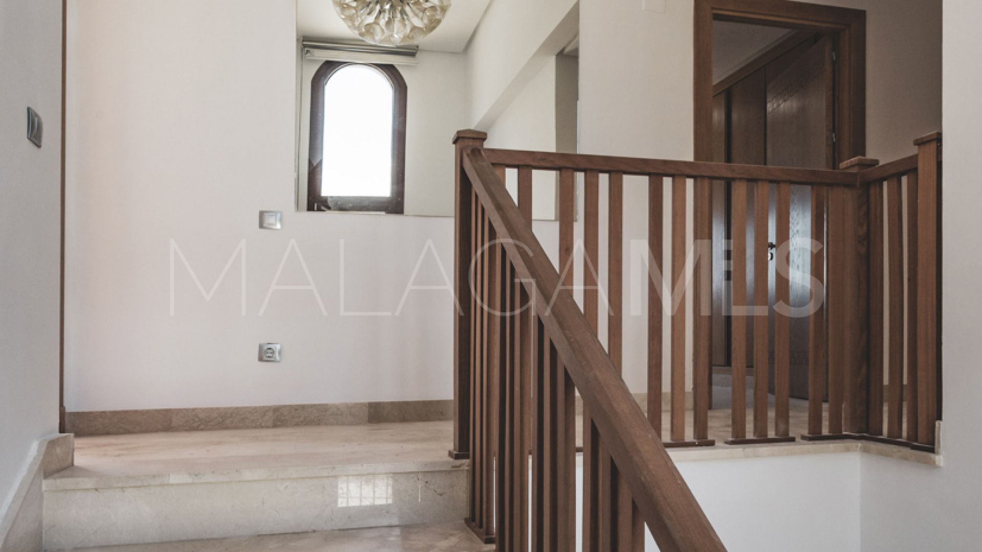 Haus for sale in Golden Mile