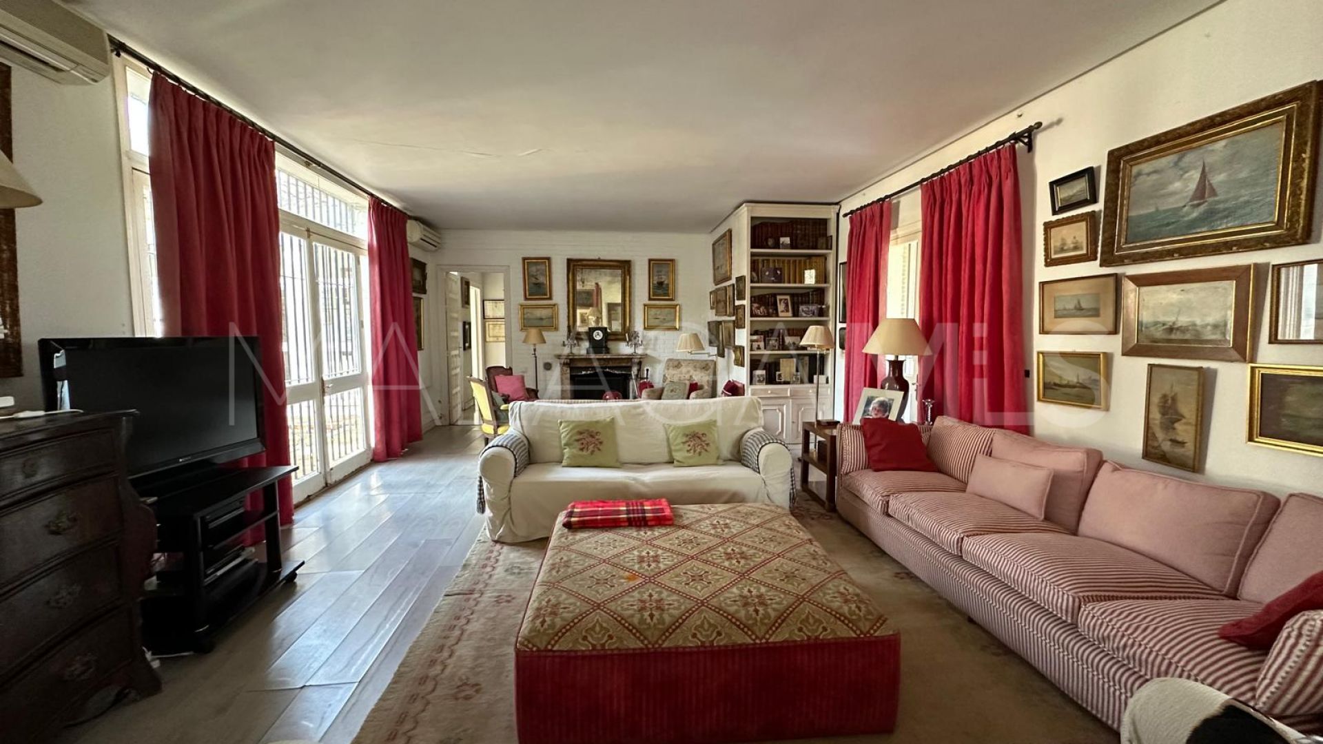 Villa for sale in La Carolina
