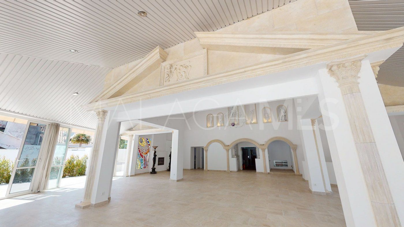 El Pilar, negocio a la venta