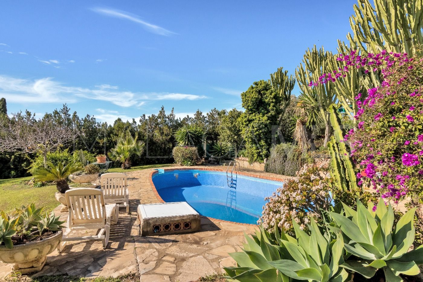 Buy Atalaya Golf 7 bedrooms villa