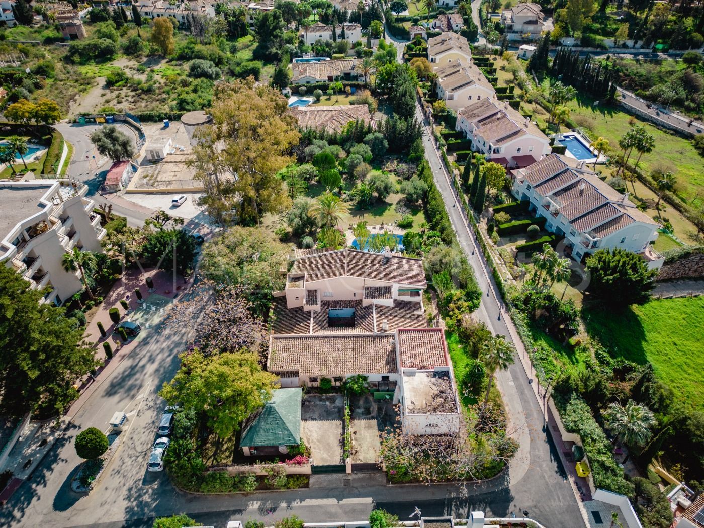 Buy Atalaya Golf 7 bedrooms villa