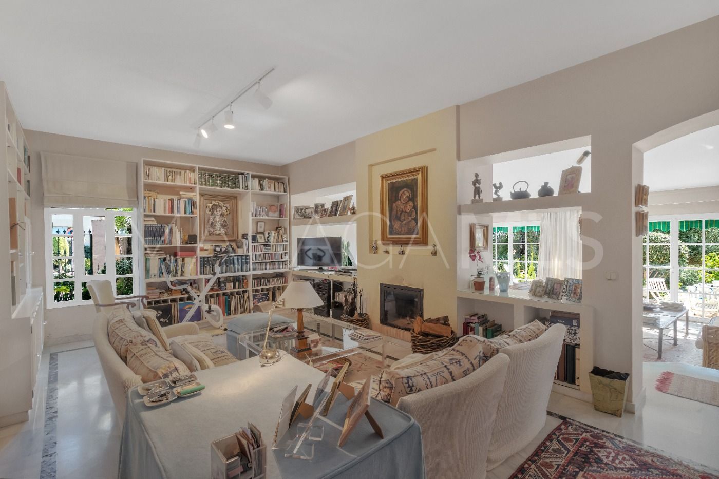 Buy Atalaya Golf 7 bedrooms villa