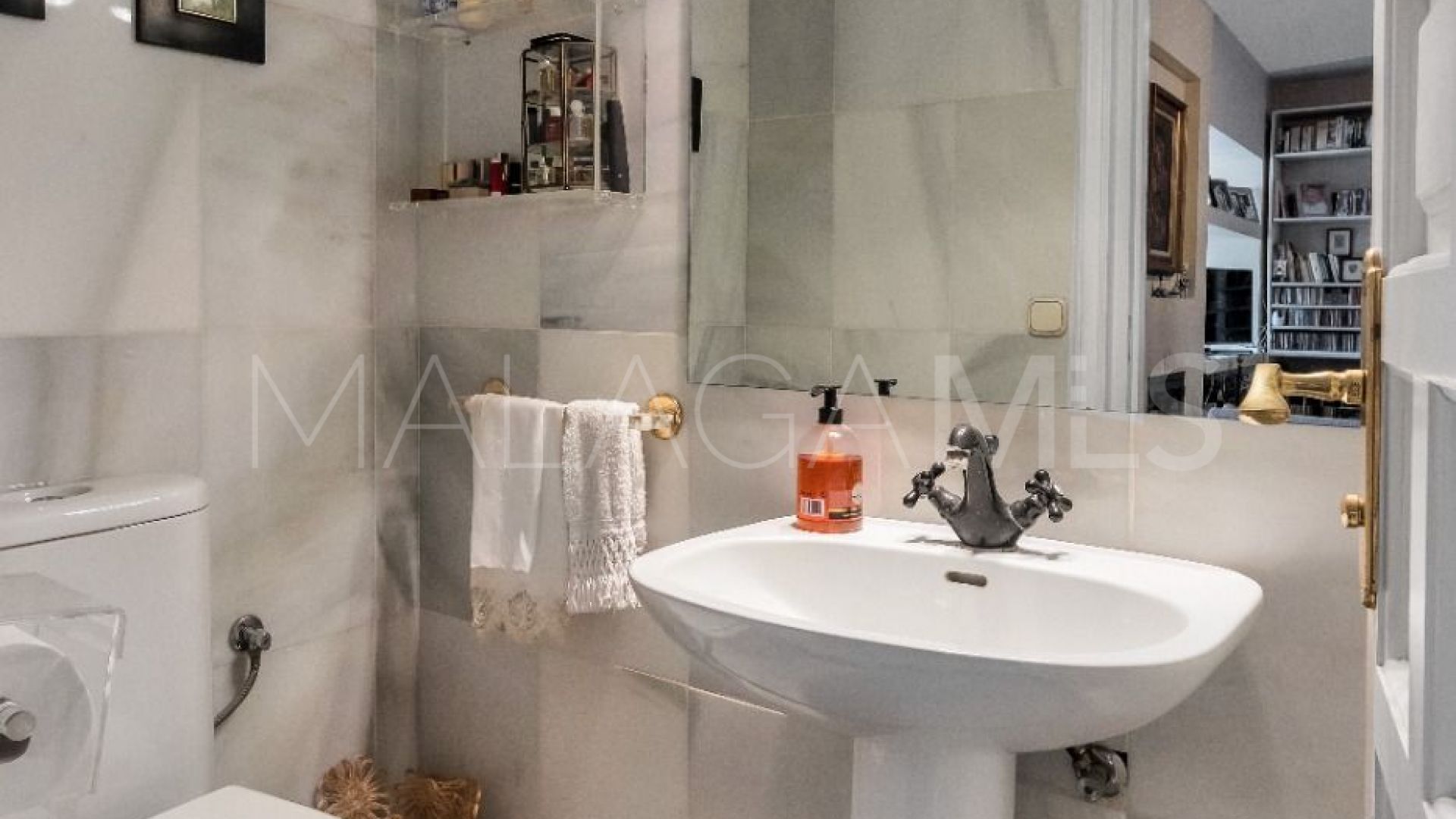 Buy Atalaya Golf 7 bedrooms villa