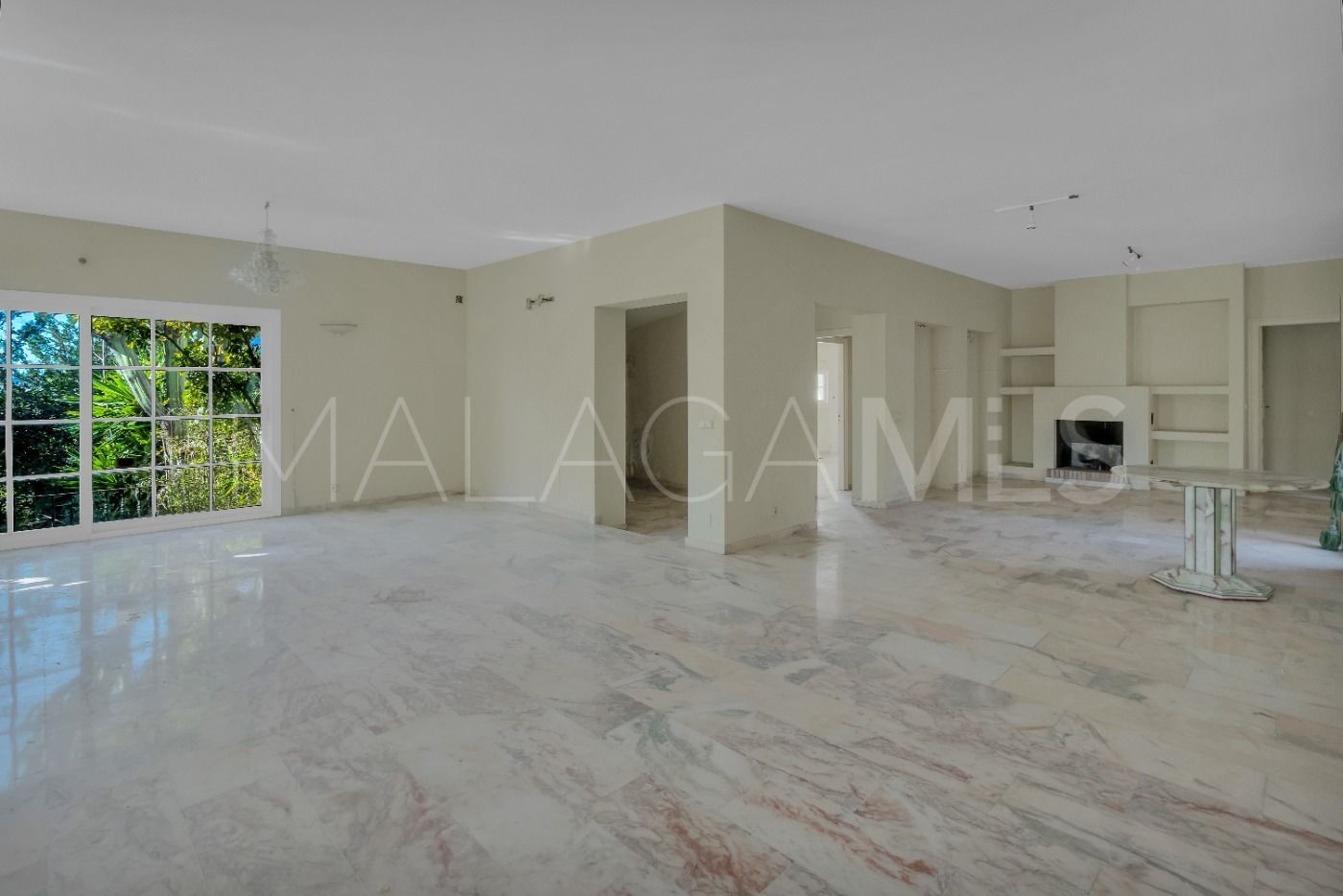 Buy Atalaya Golf 7 bedrooms villa