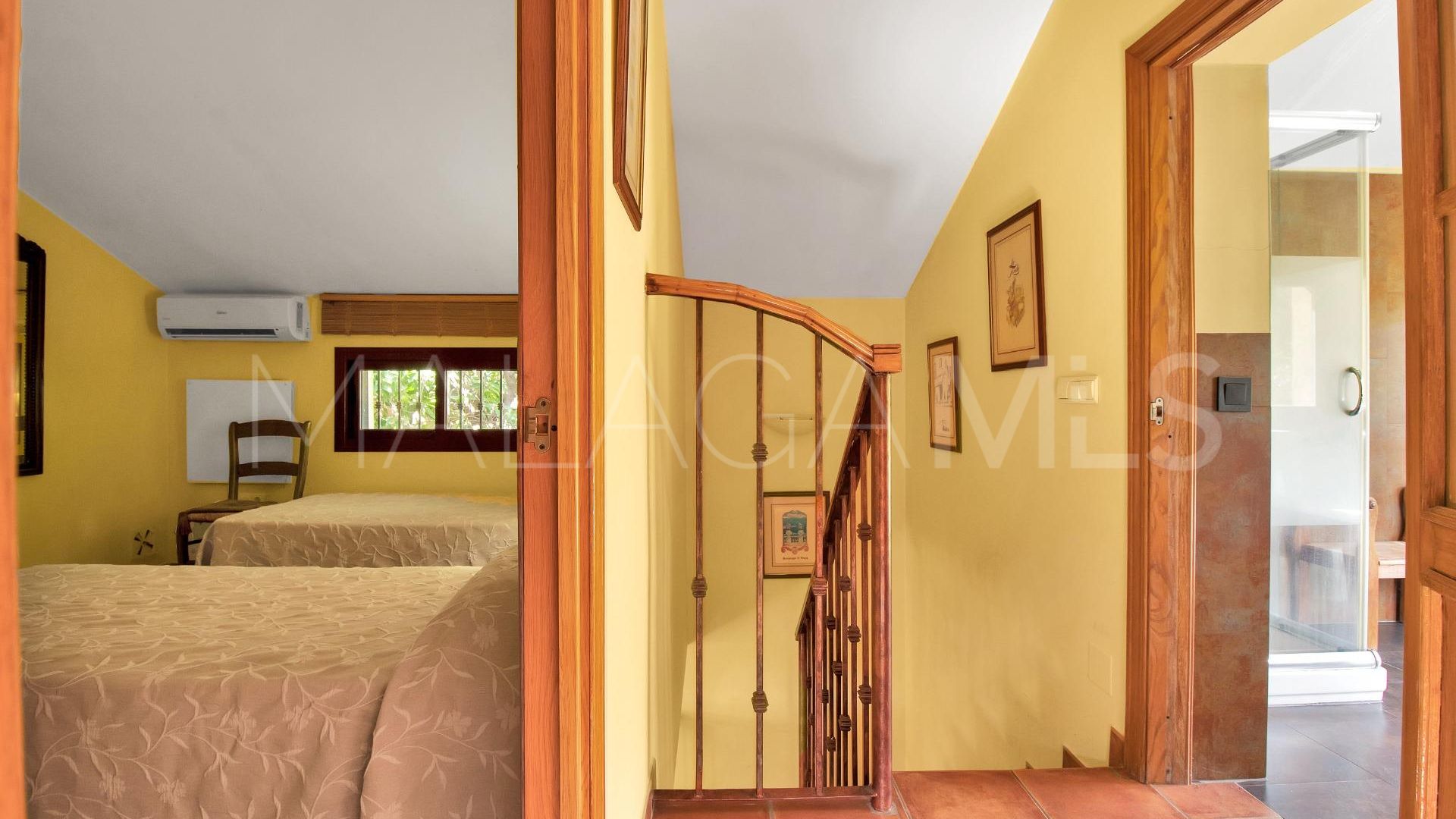 Bauernhaus for sale in Ojen
