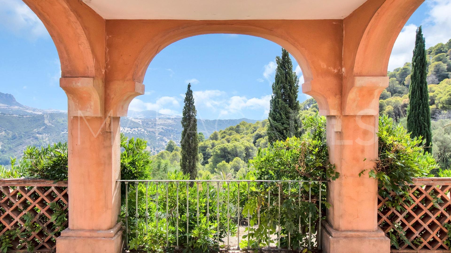 Se vende cortijo de 5 bedrooms in Gaucin