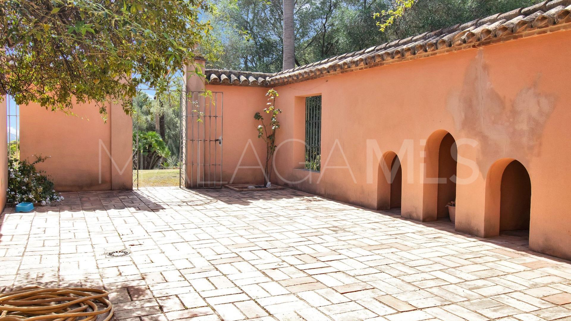 Se vende cortijo de 5 bedrooms in Gaucin