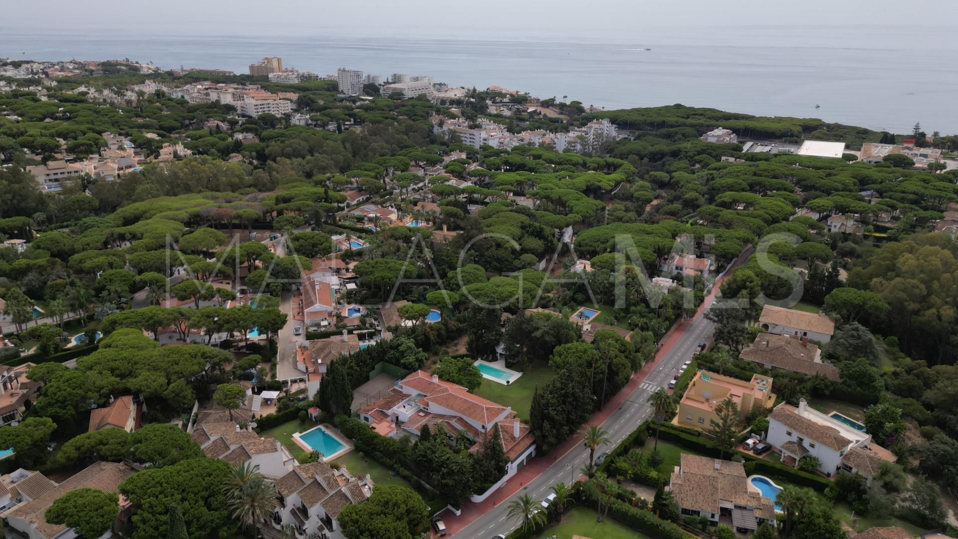 Villa for sale in Sitio de Calahonda