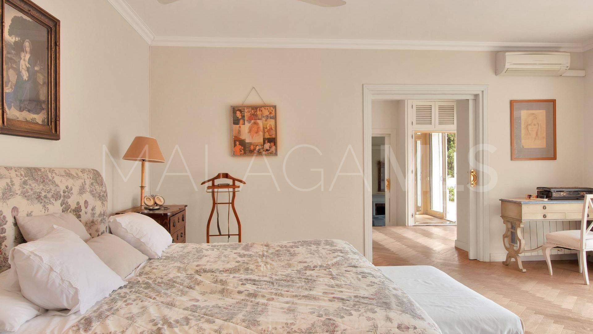 Villa for sale in Sitio de Calahonda