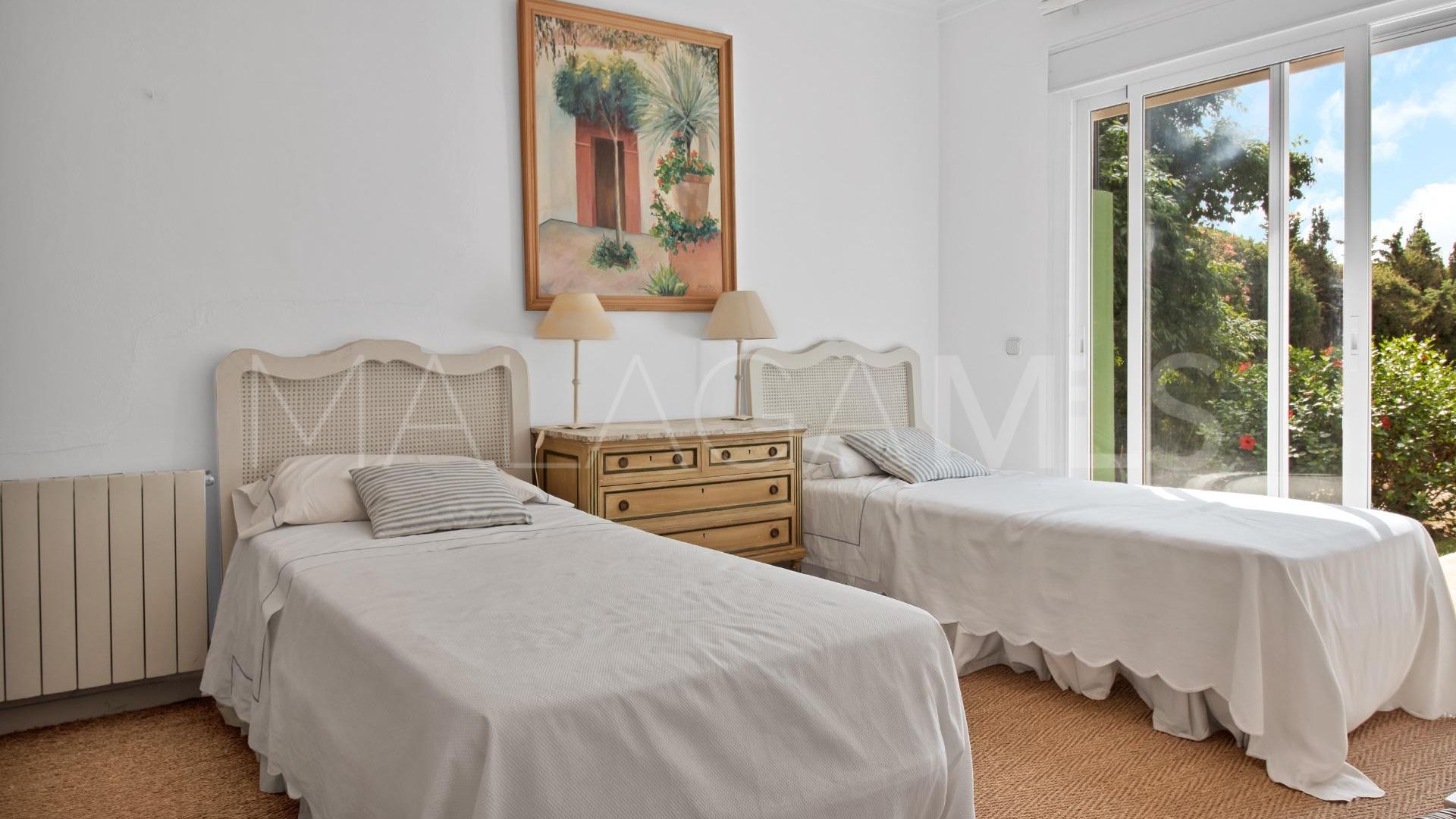 Villa for sale in Sitio de Calahonda
