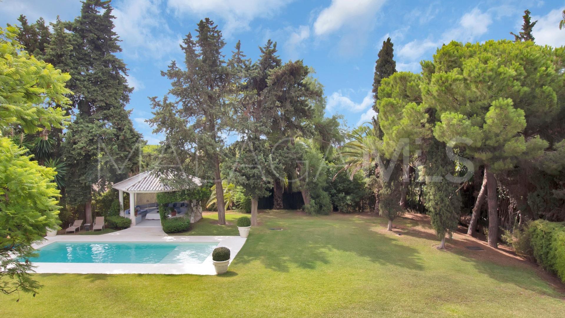 Villa for sale in Sitio de Calahonda