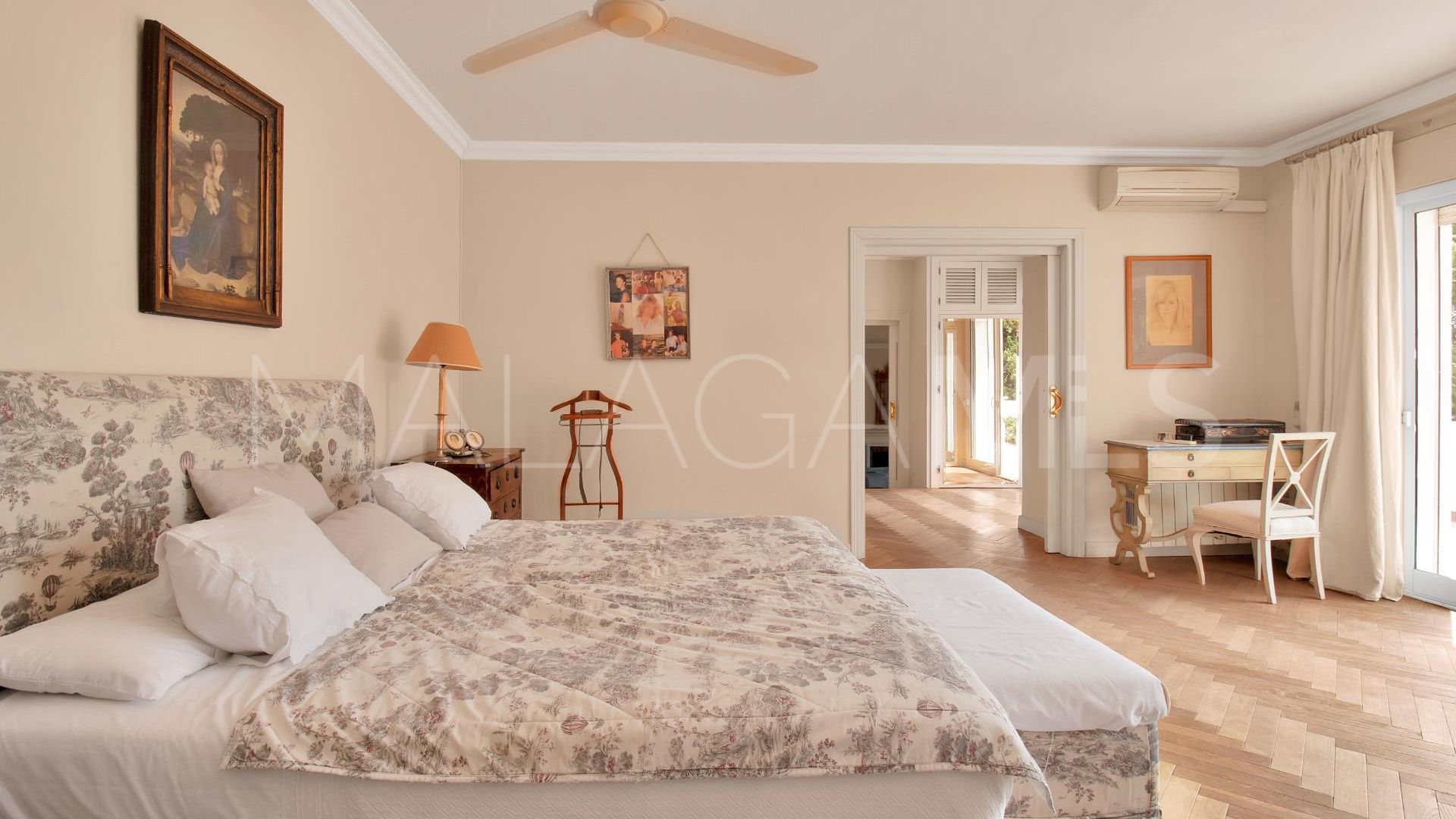 Villa for sale in Sitio de Calahonda