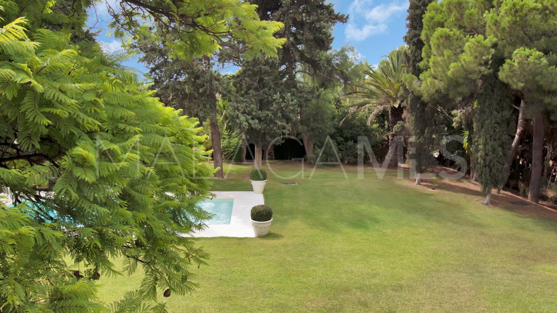 Villa for sale in Sitio de Calahonda