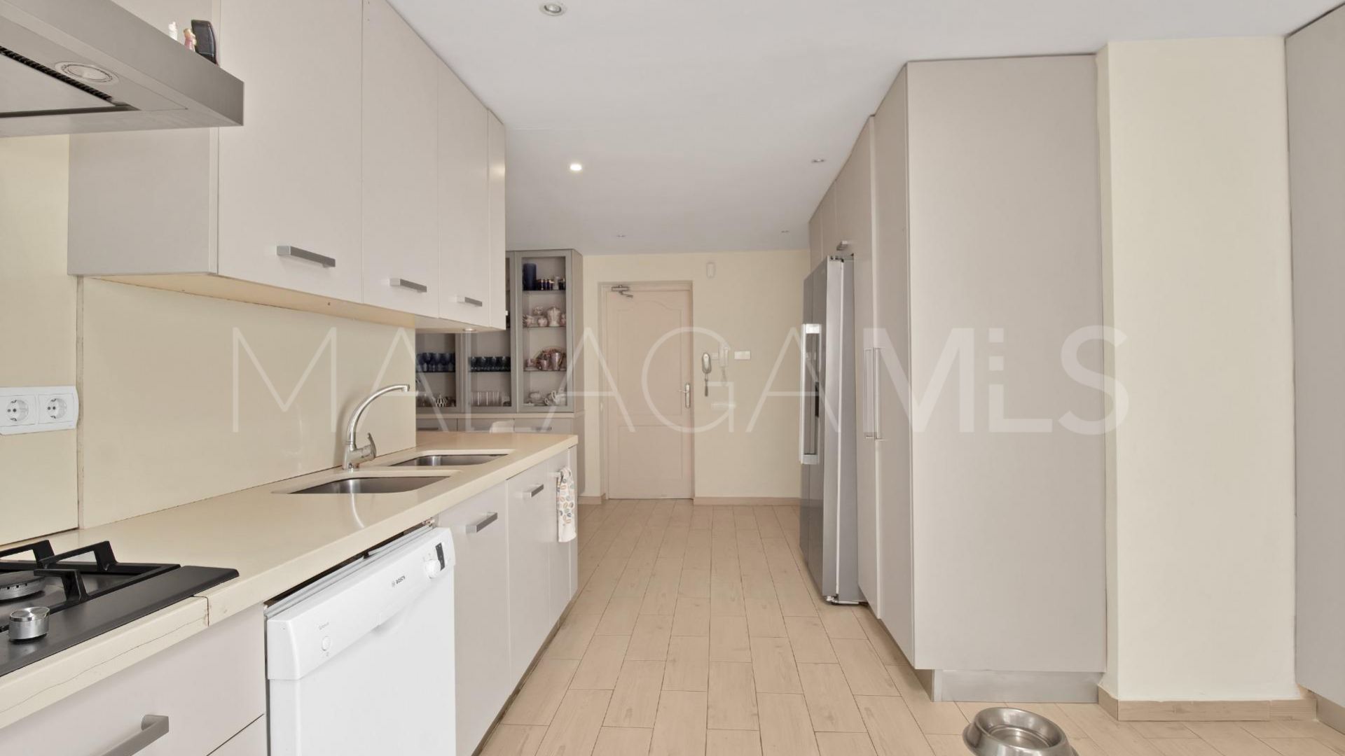 Villa for sale in Sitio de Calahonda
