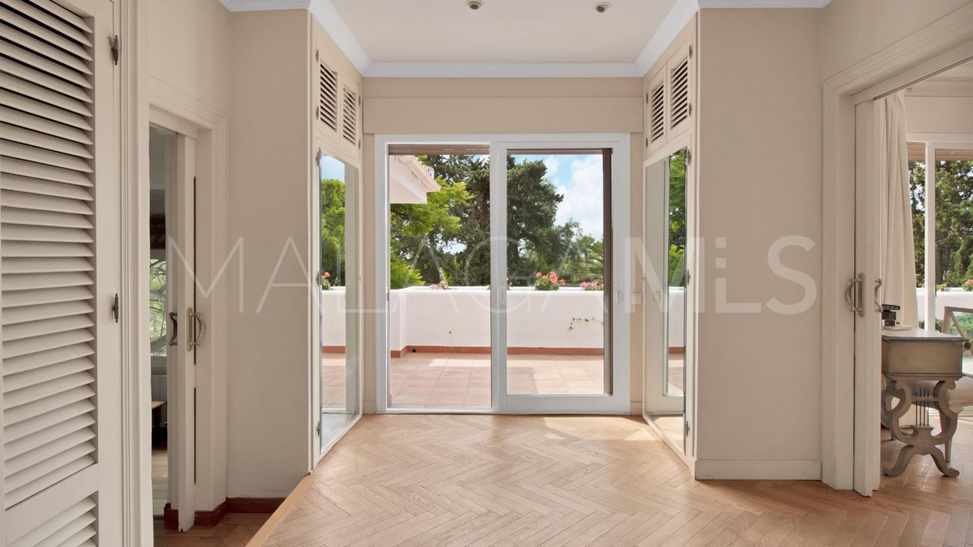 Villa for sale in Sitio de Calahonda