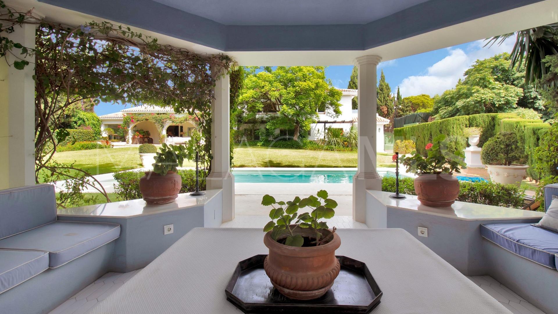 Villa for sale in Sitio de Calahonda