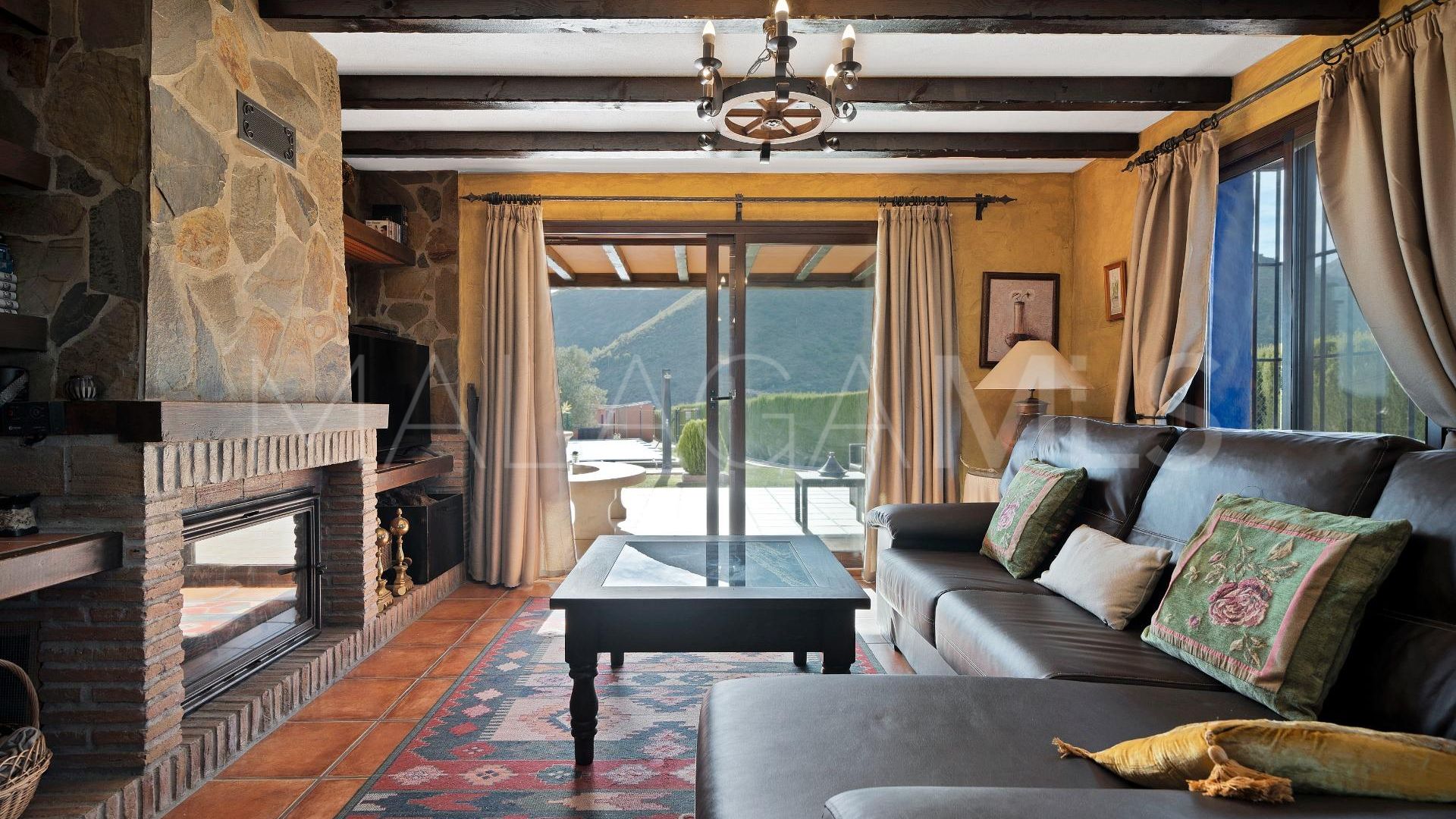 Landhaus for sale in Ojen