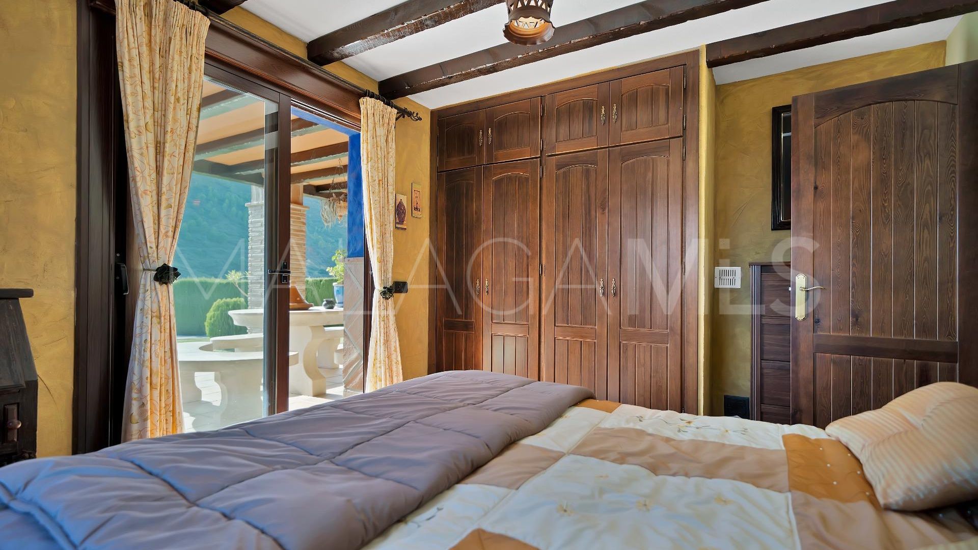 Landhaus for sale in Ojen