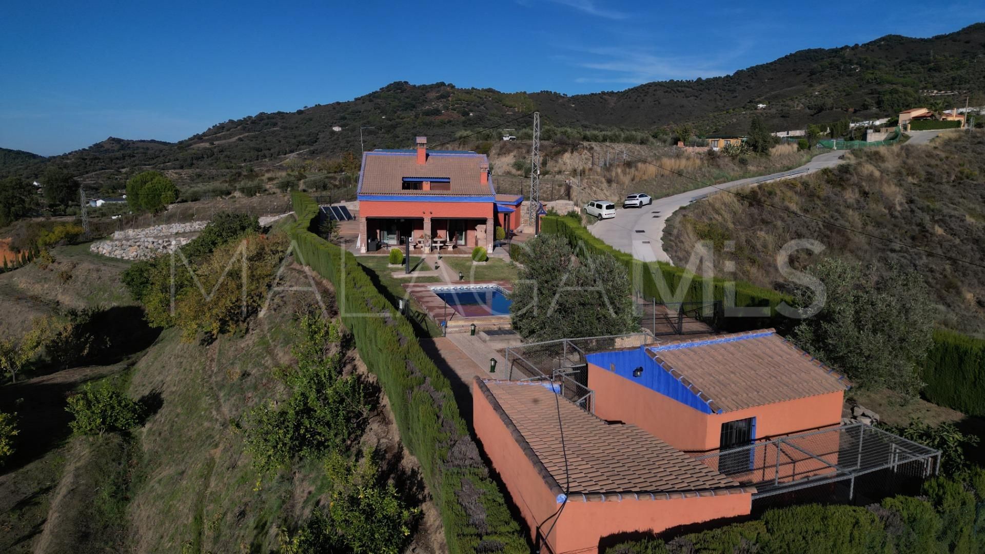 Landhaus for sale in Ojen