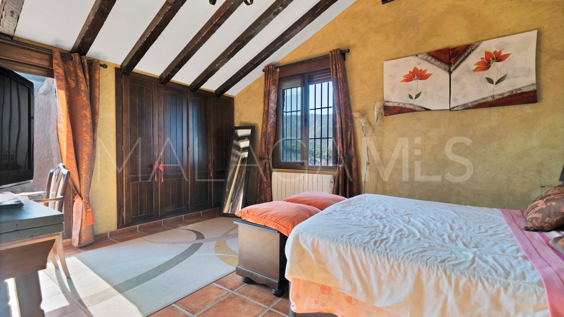 Landhaus for sale in Ojen