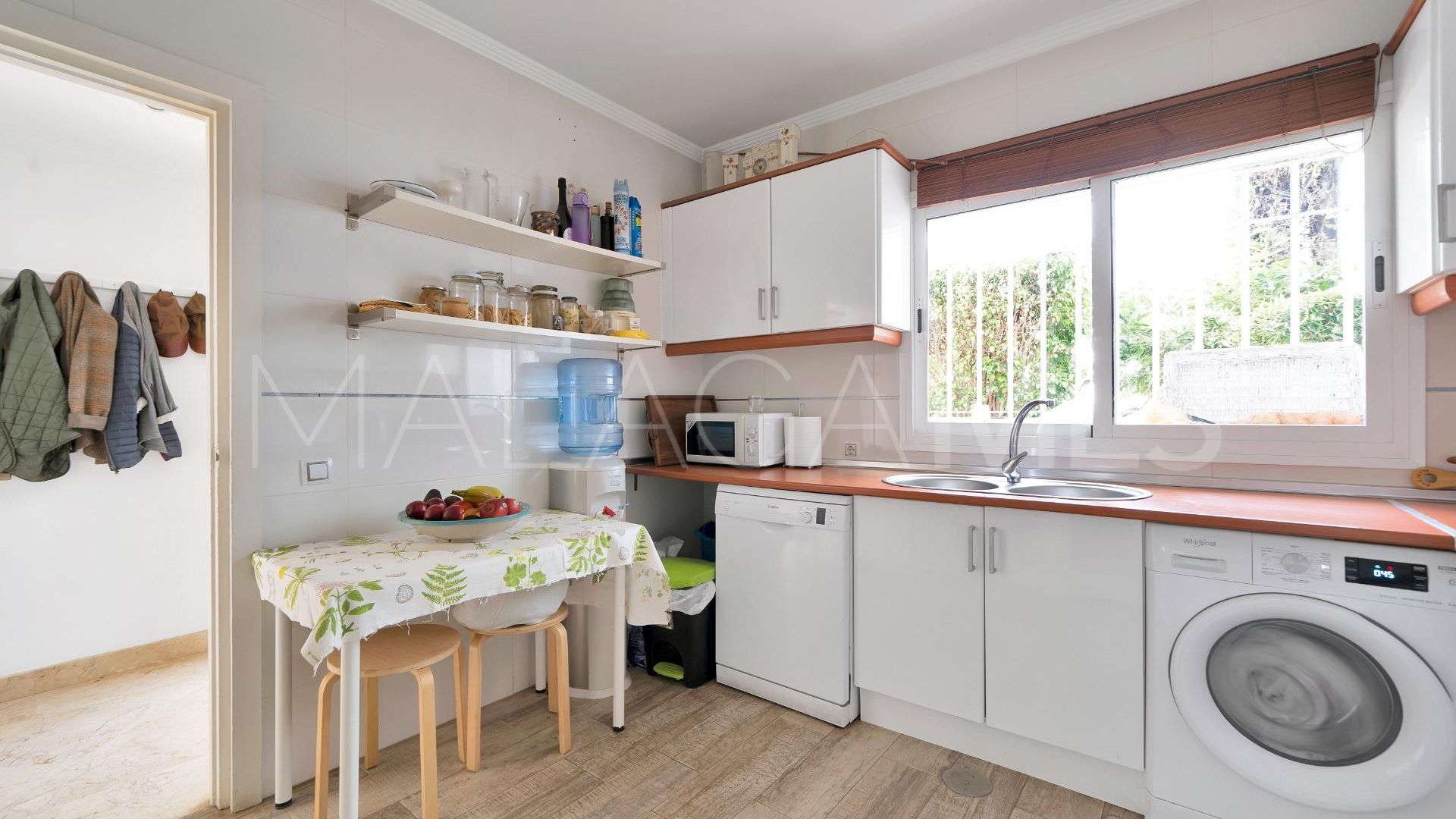 Nagüeles, pareado for sale