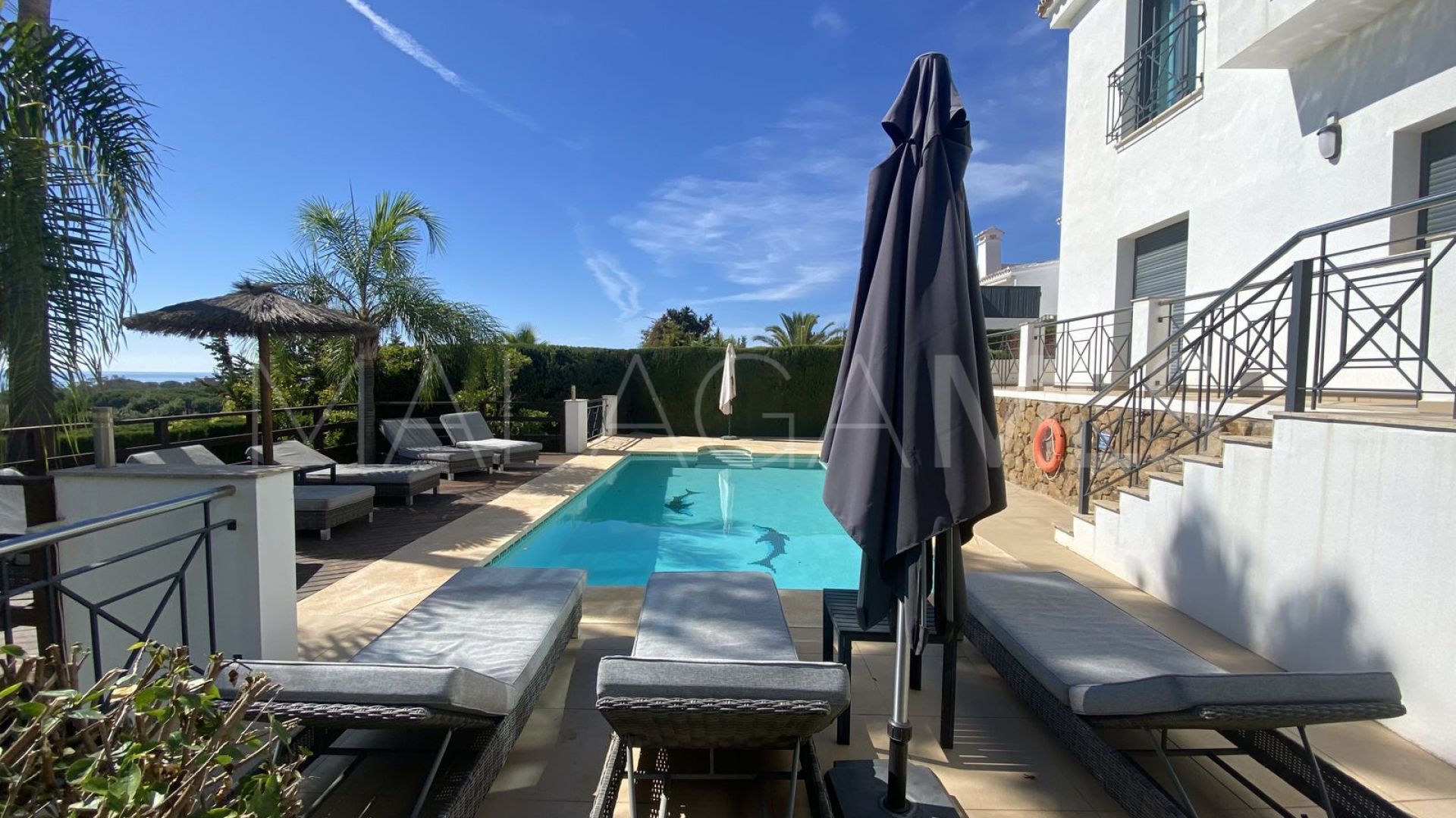 Hus i byn for sale in Elviria