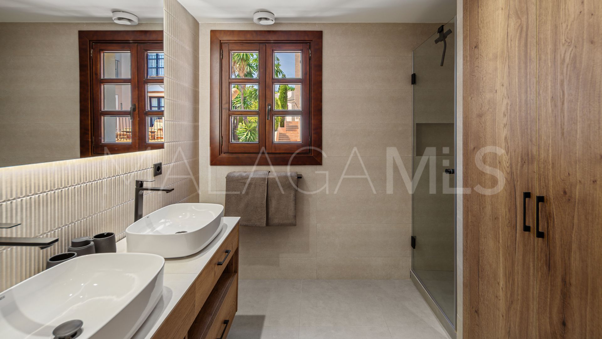Adosado for sale in Marbella Golden Mile