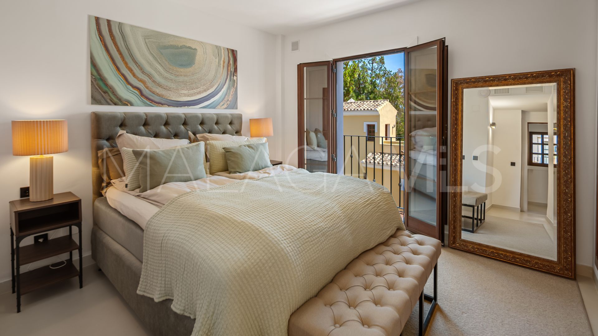 Adosado for sale in Marbella Golden Mile
