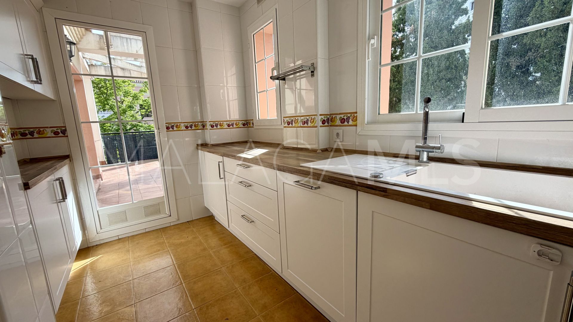 Wohnung for sale in River Garden