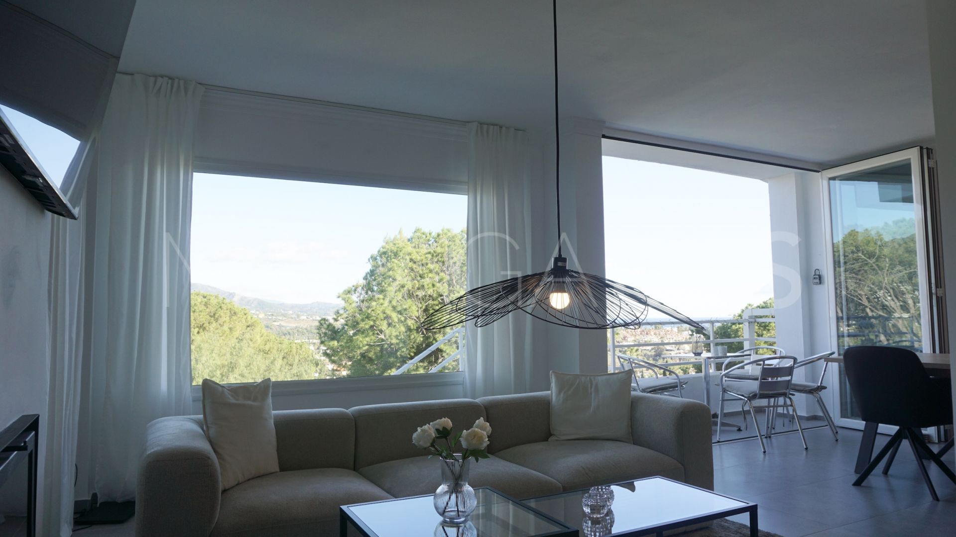 For sale duplex in Las Brisas with 3 bedrooms