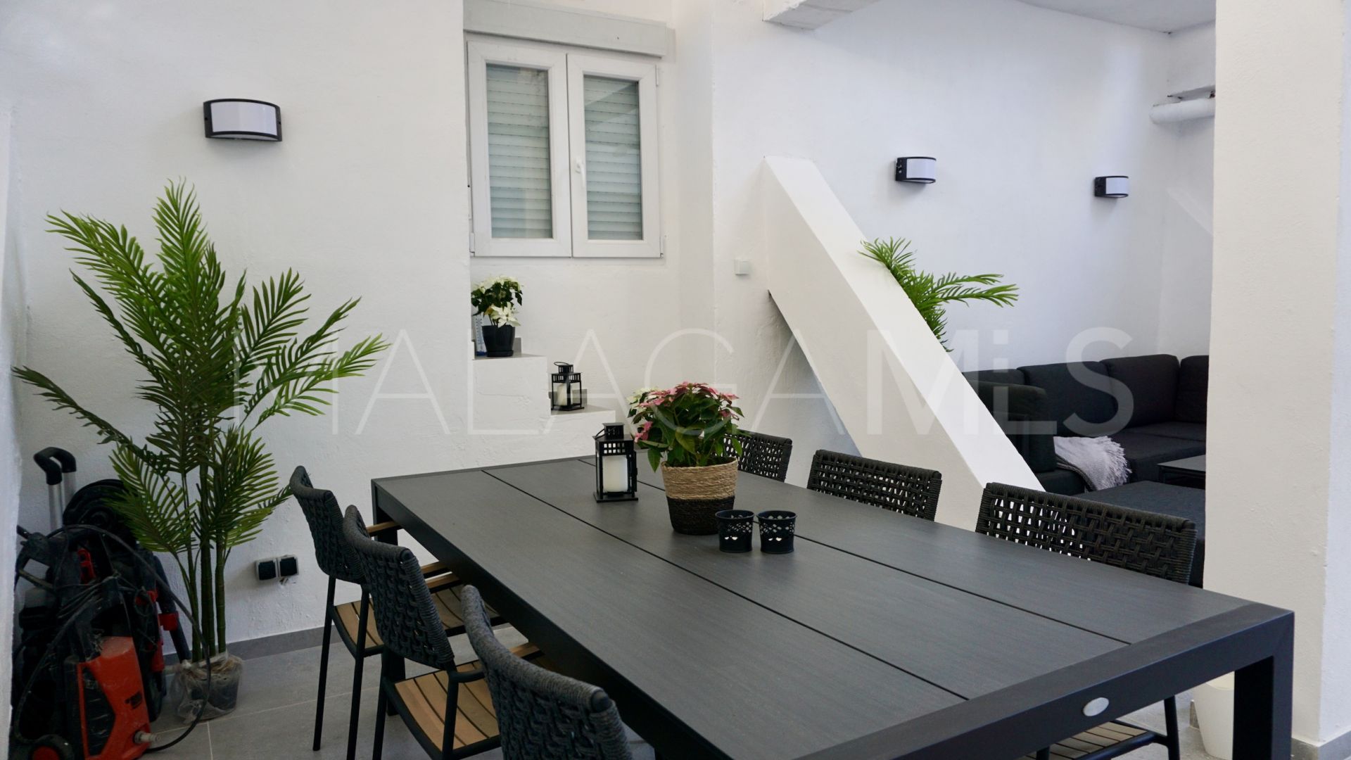 For sale duplex in Las Brisas with 3 bedrooms