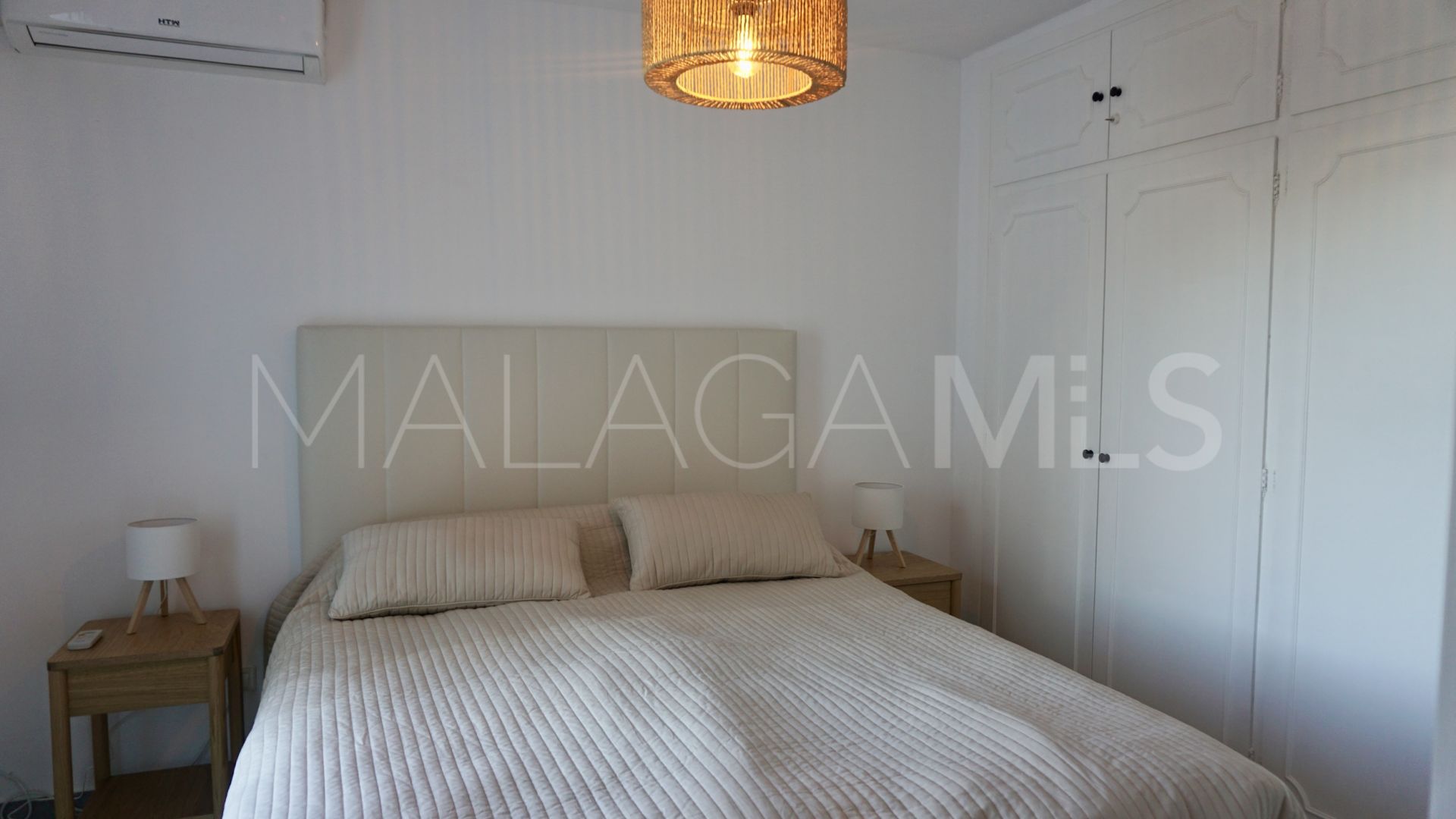 For sale duplex in Las Brisas with 3 bedrooms