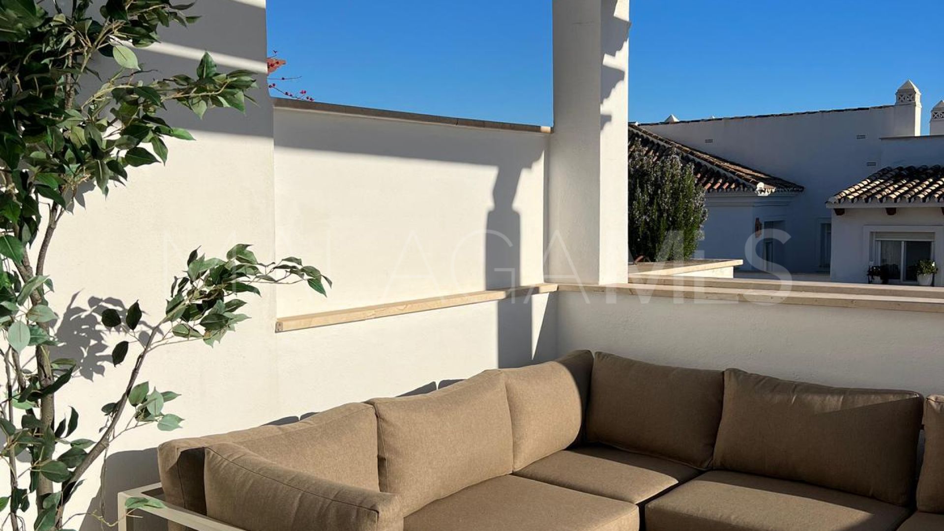 Zweistöckiges penthouse for sale in Aloha Royal