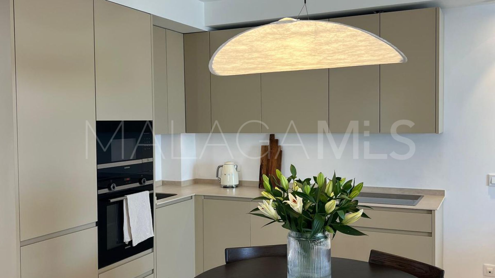 Zweistöckiges penthouse for sale in Aloha Royal