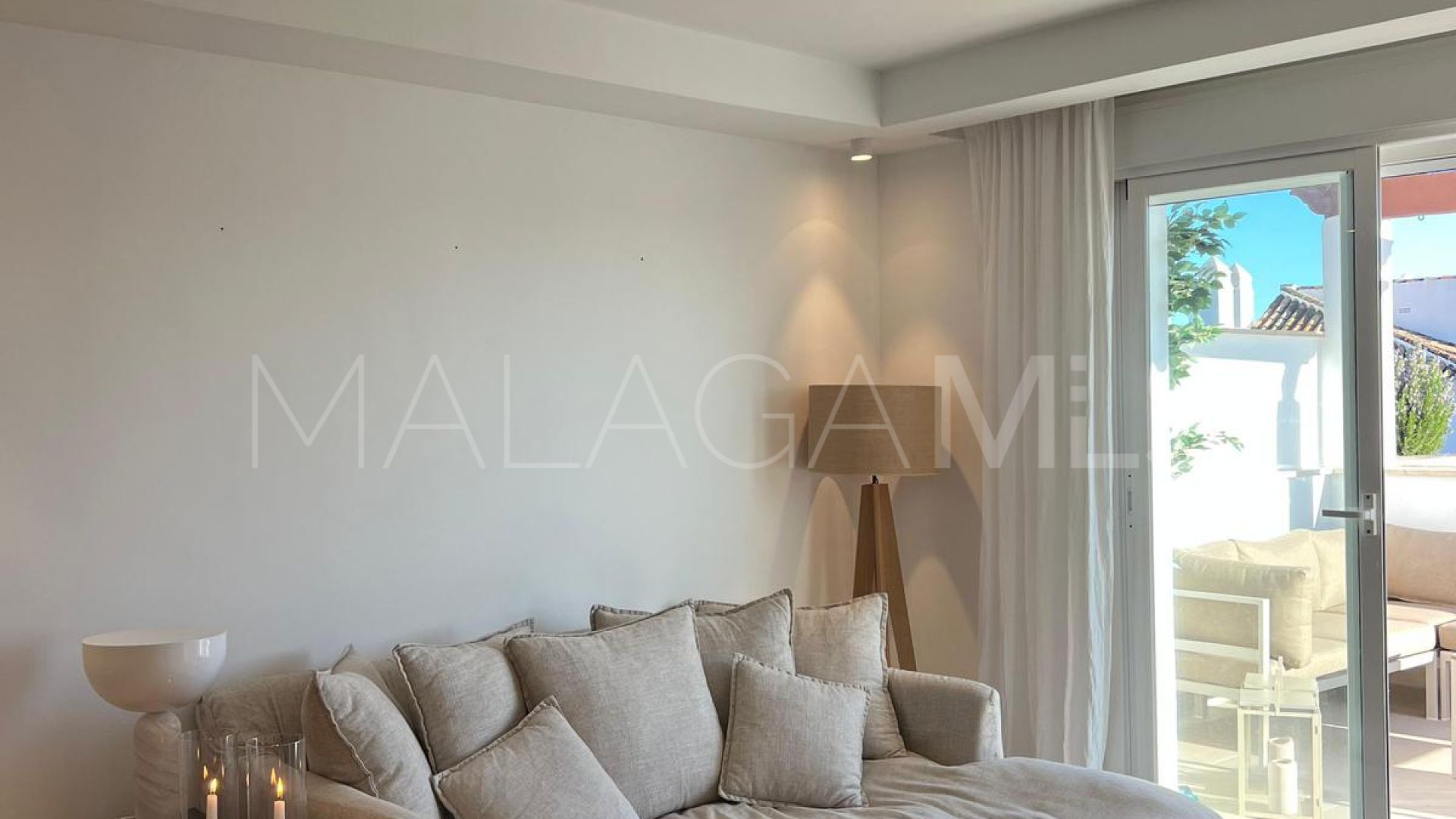 Zweistöckiges penthouse for sale in Aloha Royal