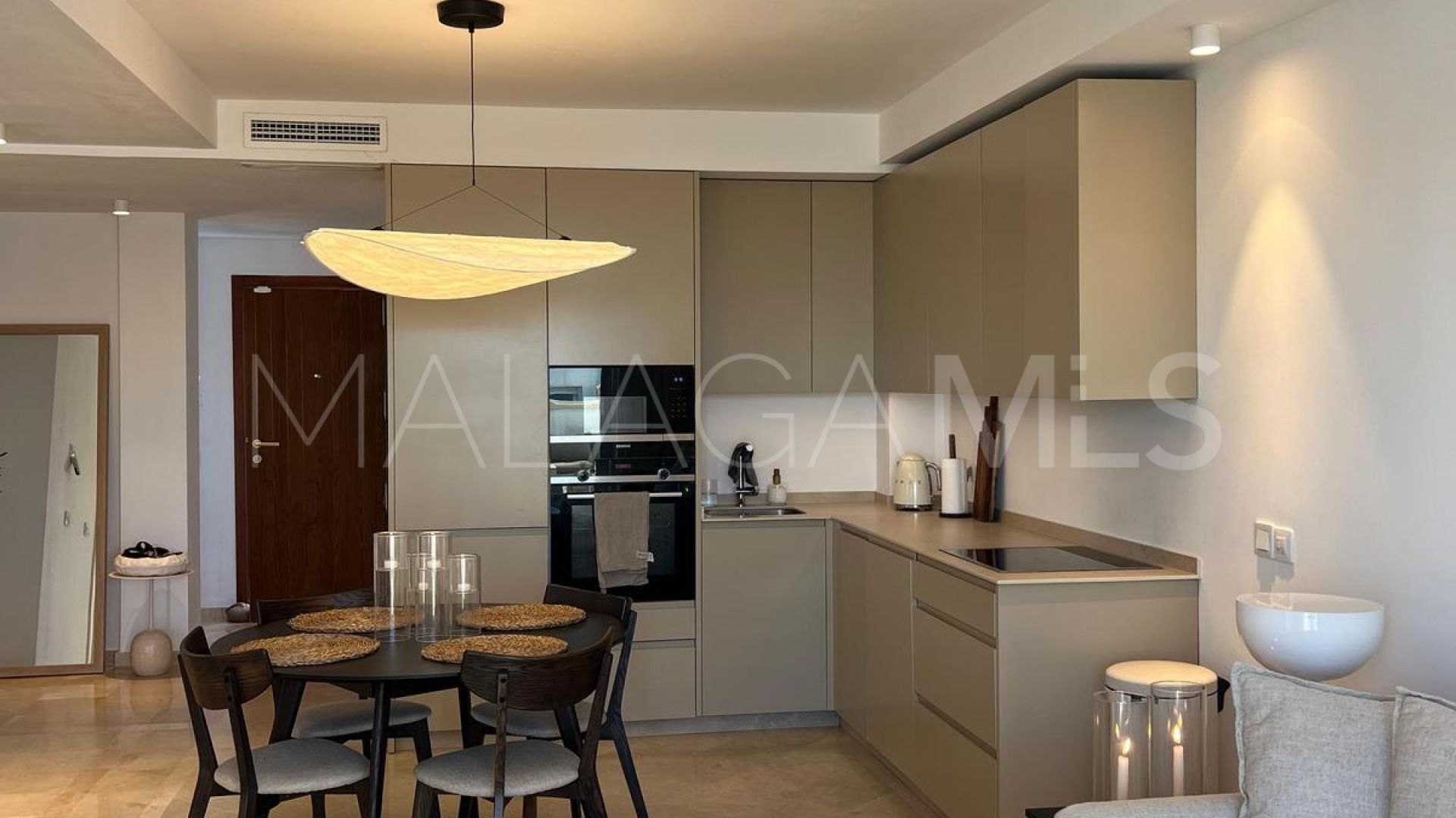 Zweistöckiges penthouse for sale in Aloha Royal
