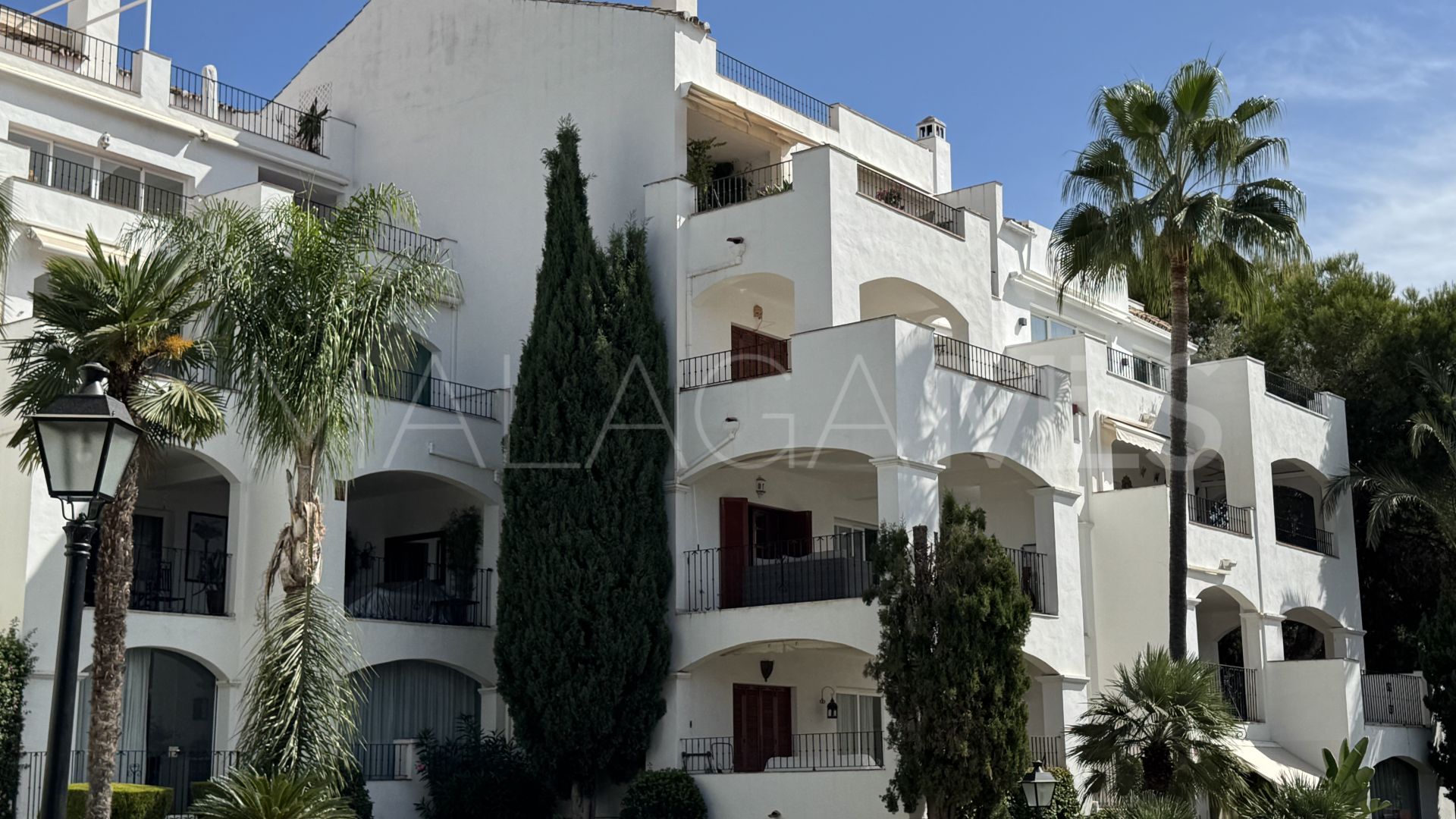 Apartamento planta baja for sale with 3 bedrooms in Marbella Ciudad