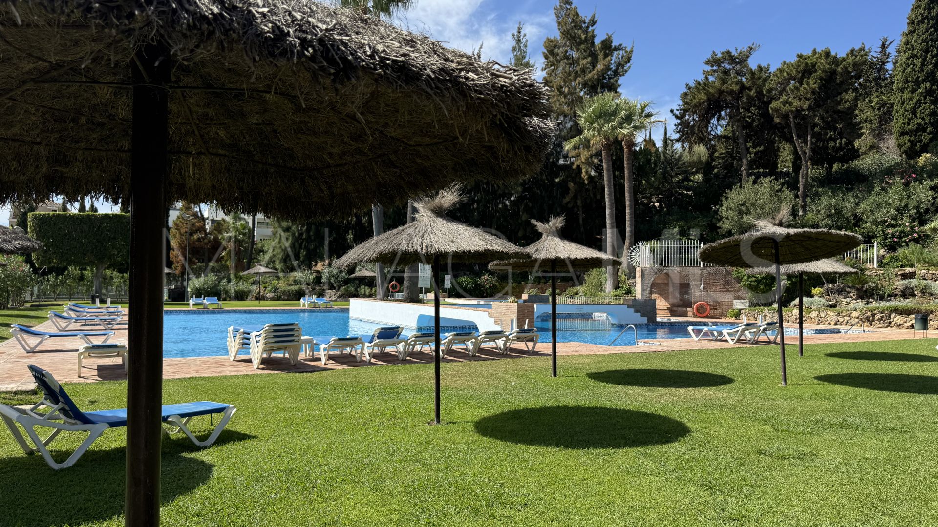 Apartamento planta baja for sale with 3 bedrooms in Marbella Ciudad
