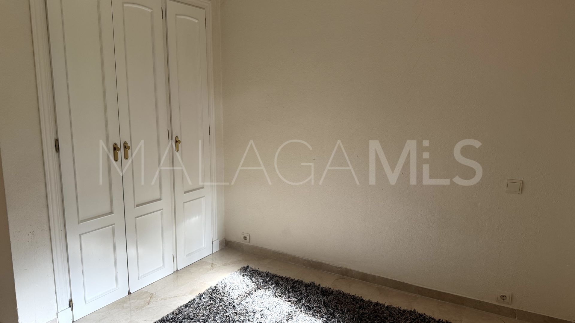 Apartamento planta baja for sale with 3 bedrooms in Marbella Ciudad