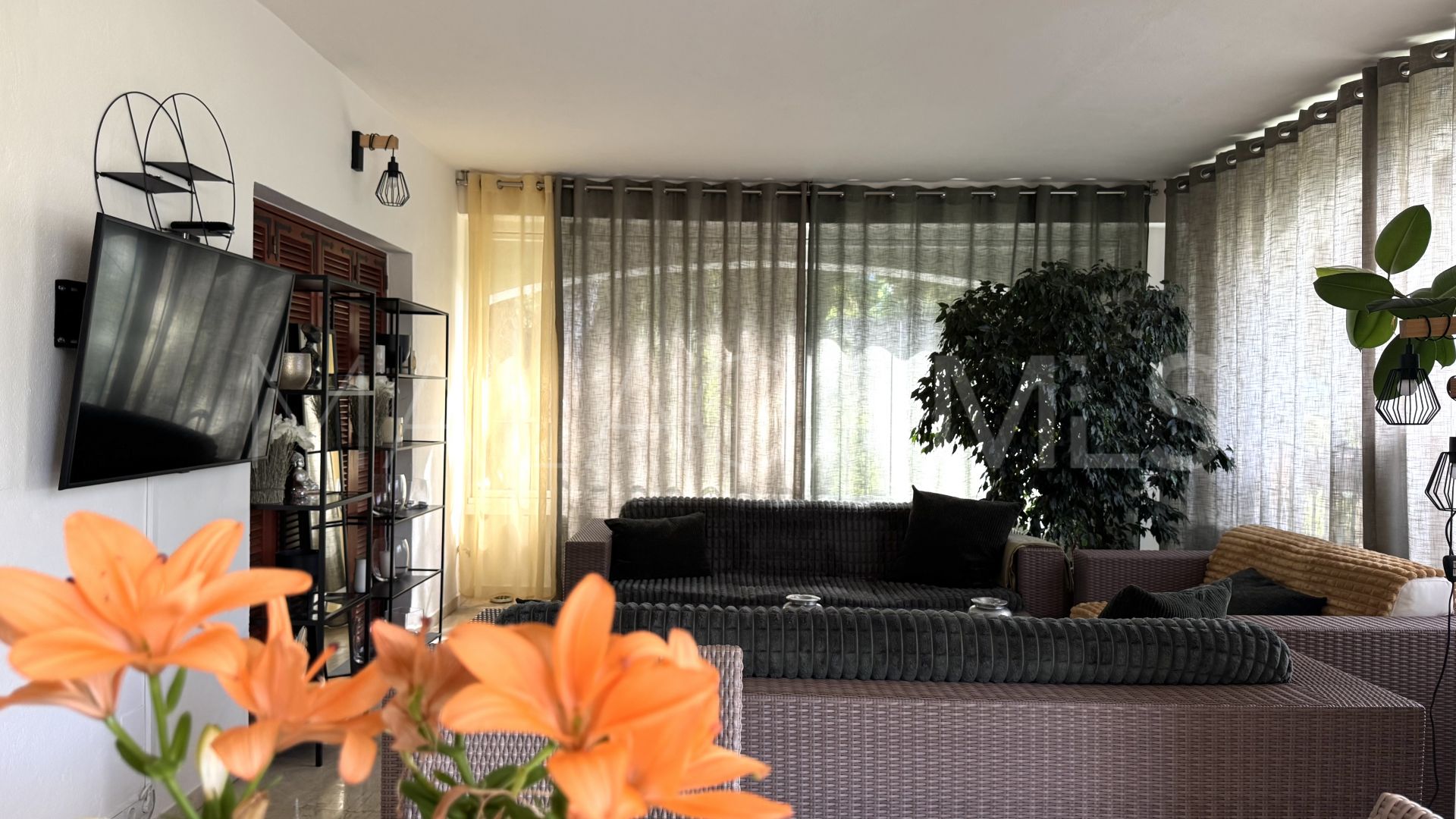 Apartamento planta baja for sale with 3 bedrooms in Marbella Ciudad