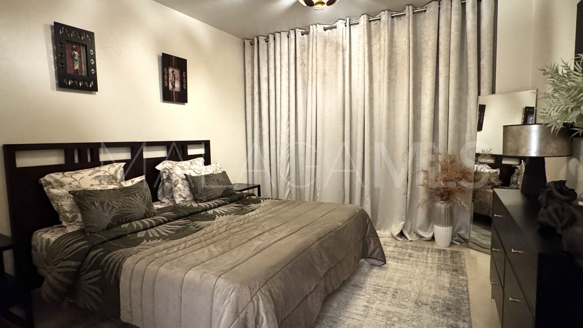 Apartamento planta baja for sale with 3 bedrooms in Marbella Ciudad