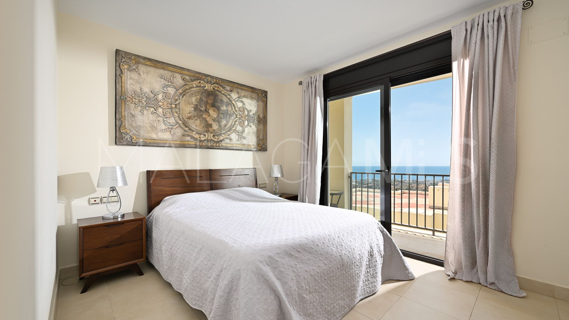 For sale ground floor apartment in Los Altos de los Monteros