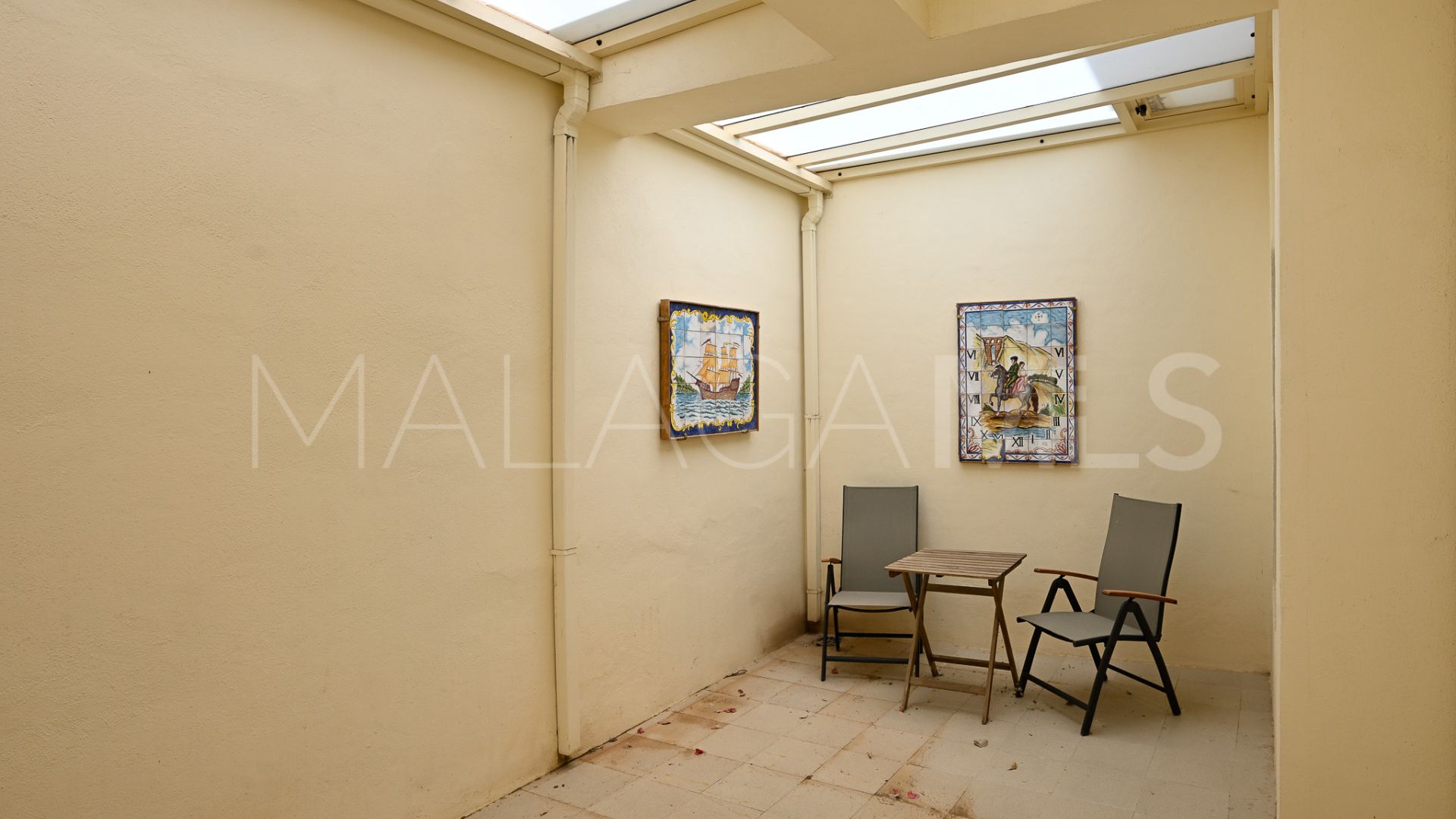 For sale ground floor apartment in Los Altos de los Monteros