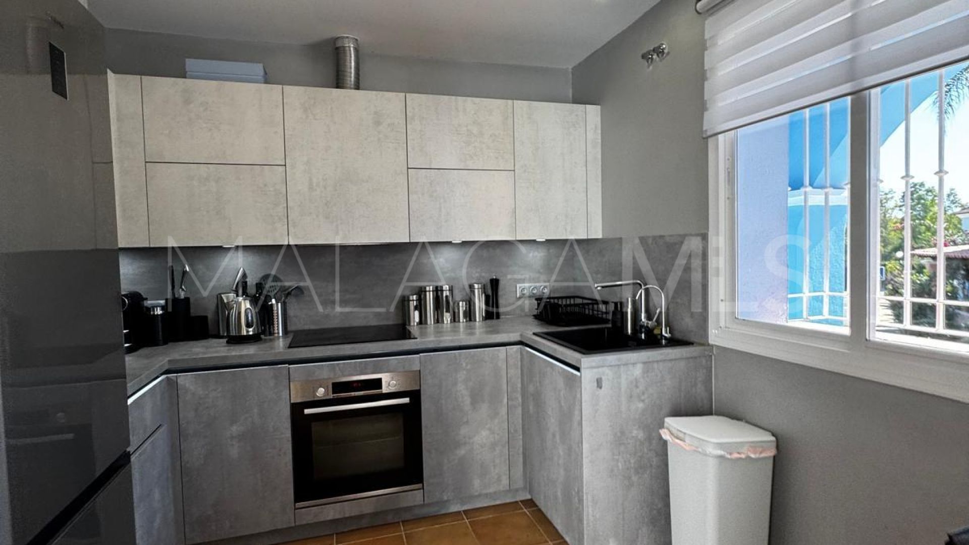Maison de ville for sale in Nueva Andalucia